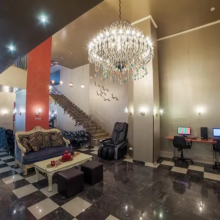 Hotel Delphi Art 3*